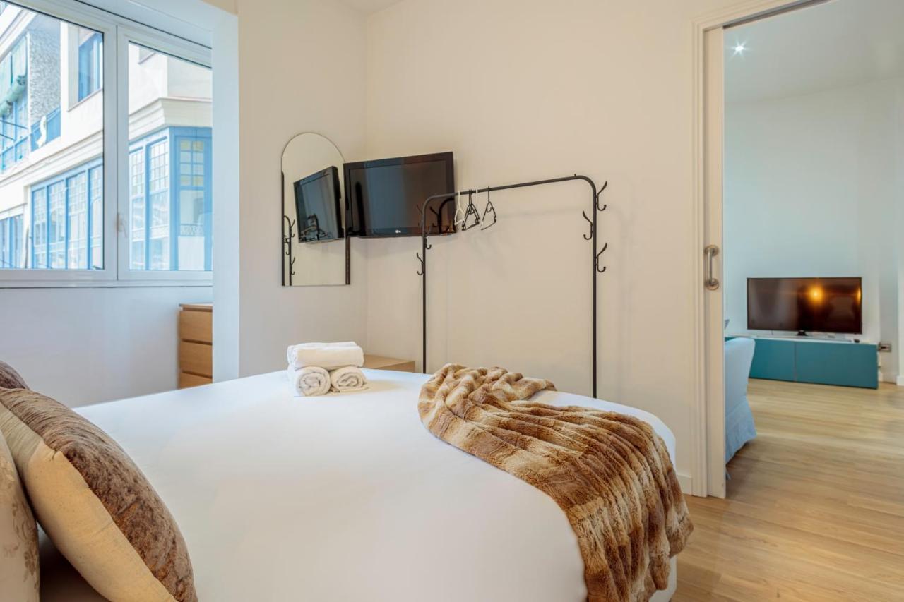 The Gaudi Suites II Барселона Екстер'єр фото