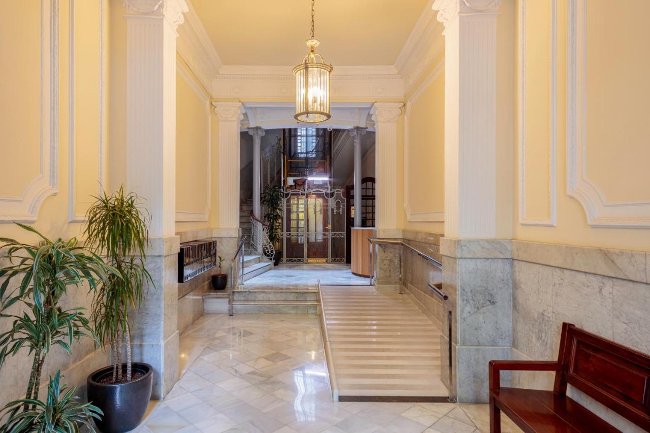 The Gaudi Suites II Барселона Екстер'єр фото
